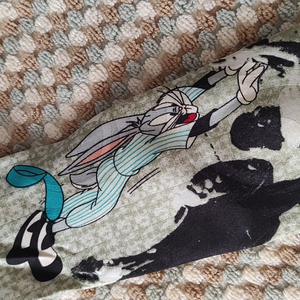 Bugs Bunny Silk Tie Baseball Marlins 4" - Picture 2 of 5